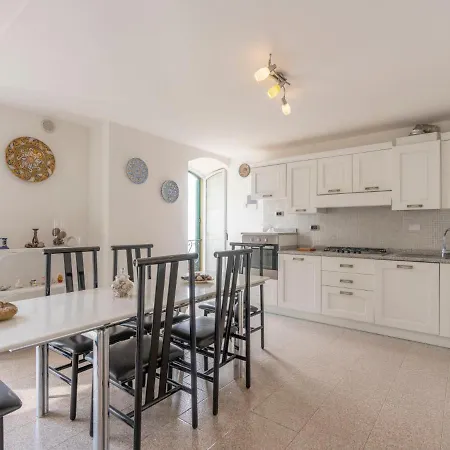 Bella Vista By Interhome Latte