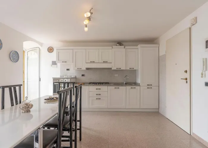 Bella Vista By Interhome Latte